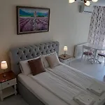 Apartment Apartmets Club