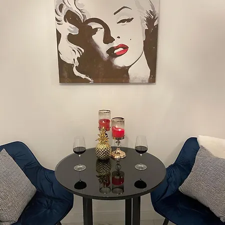 Apartmets Club דירה *