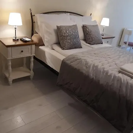 Apartmets Club Διαμέρισμα Γιαρέμτσε