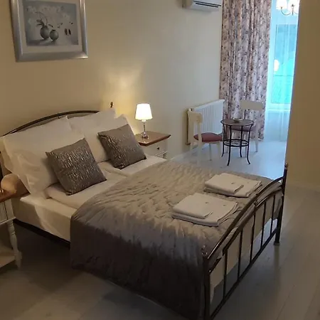 Apartament Apartmets Club *